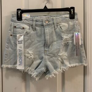 Tinseltown Hi-Rise Mom Short Sky Blue Ripped Denim Shorts size 3